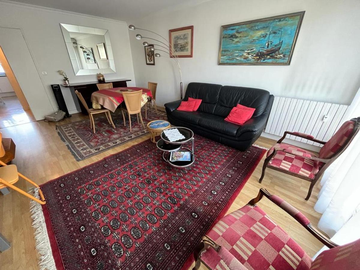 Appartement T4 Avec Parking, Balcon Et Proche Commerces A Biarritz - Fr-1-239-921 Екстер'єр фото