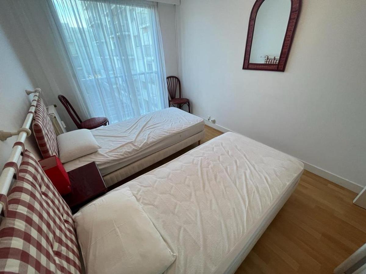 Appartement T4 Avec Parking, Balcon Et Proche Commerces A Biarritz - Fr-1-239-921 Екстер'єр фото